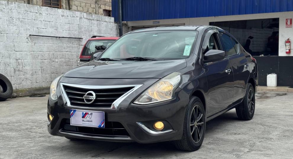 Nissan Versa 2015 Ambato
