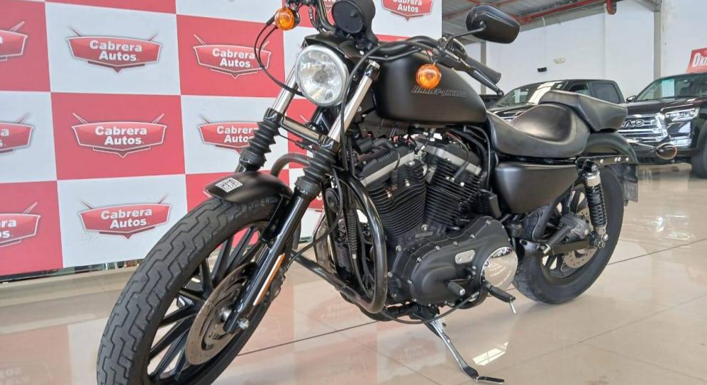 Harley Davidson XL883 2011 Quito