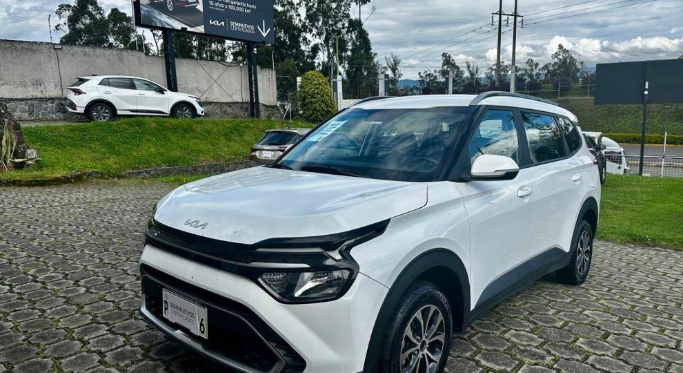 Kia Carens 2023 Quito
