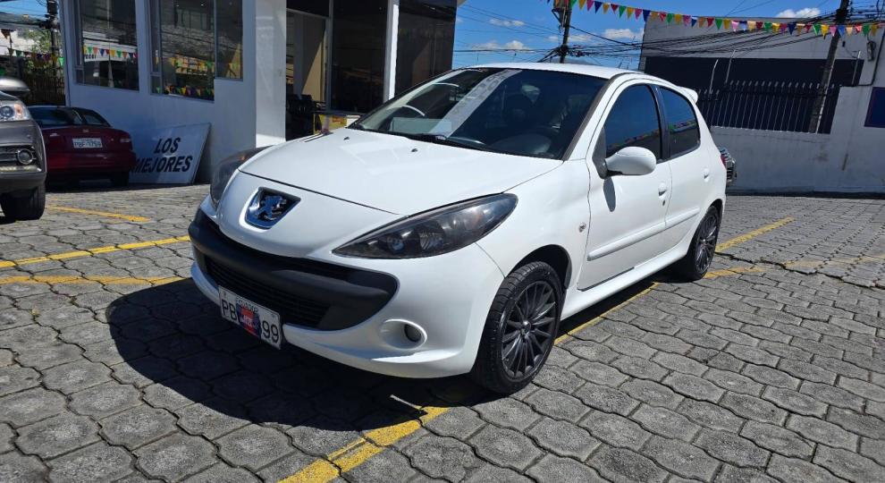 Peugeot 207 2010 Quito