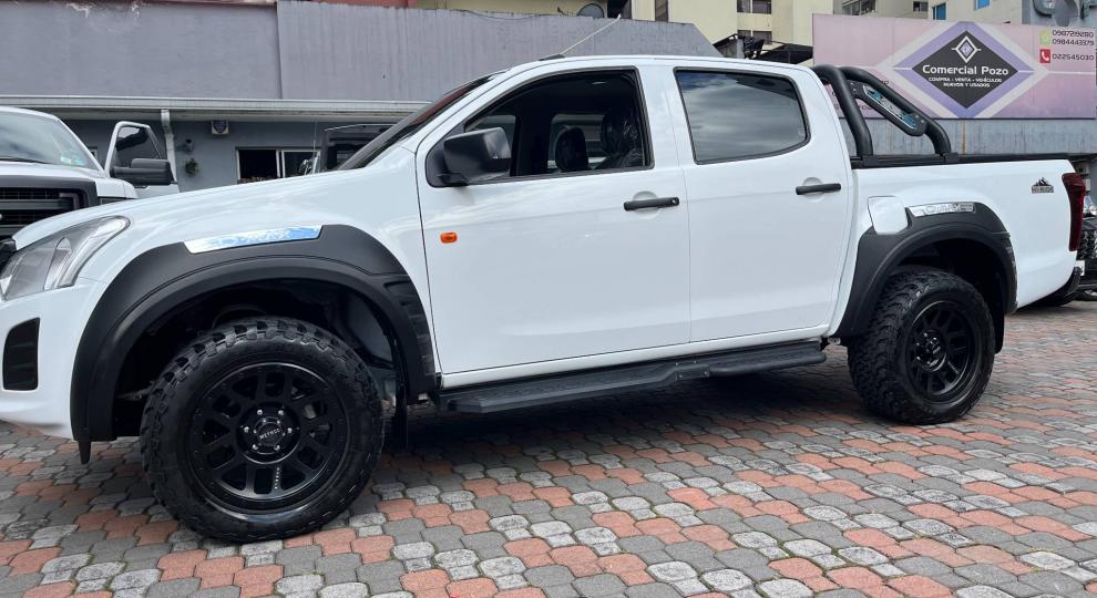 Chevrolet DMAX CRDI PREMIER 2025 Quito