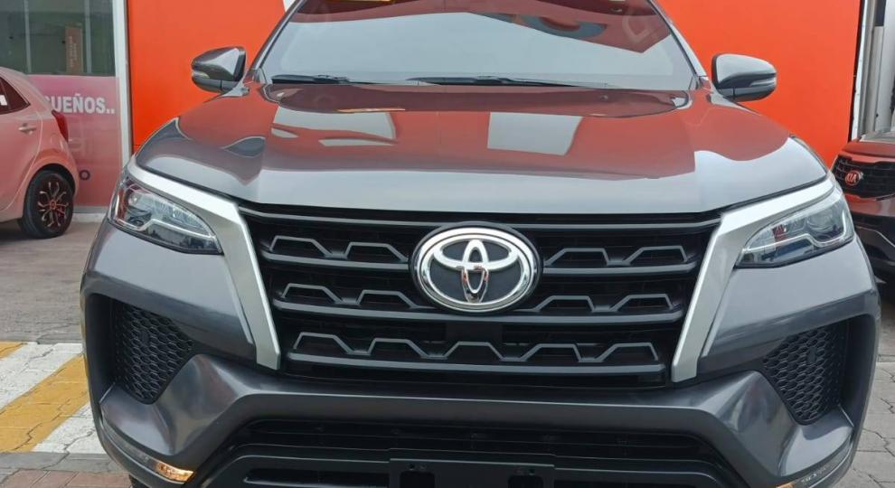 Toyota New Fortuner 2022 Manta