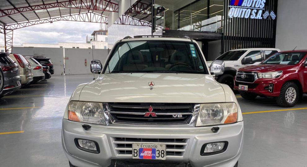 Mitsubishi Montero 5P 2001 Quito