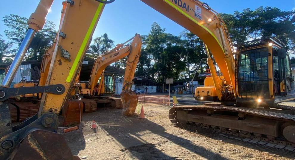 Hyundai R220LC-9S 2016 Shushufindi