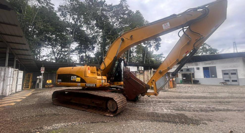 Caterpillar 320 DL 2011 Shushufindi