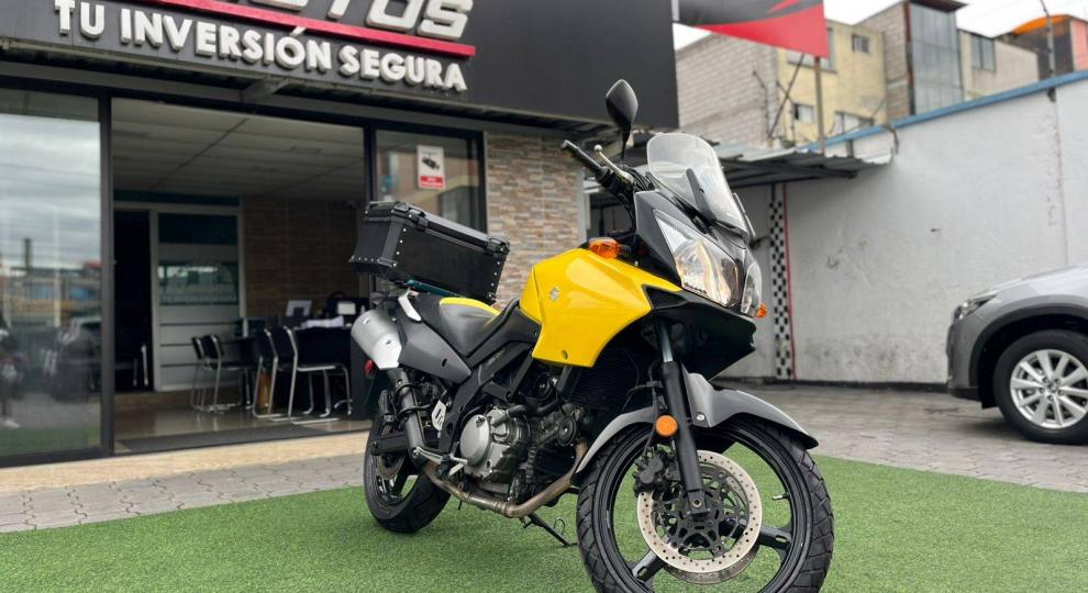 Suzuki V - Strom DL 650 A 2006 Quito