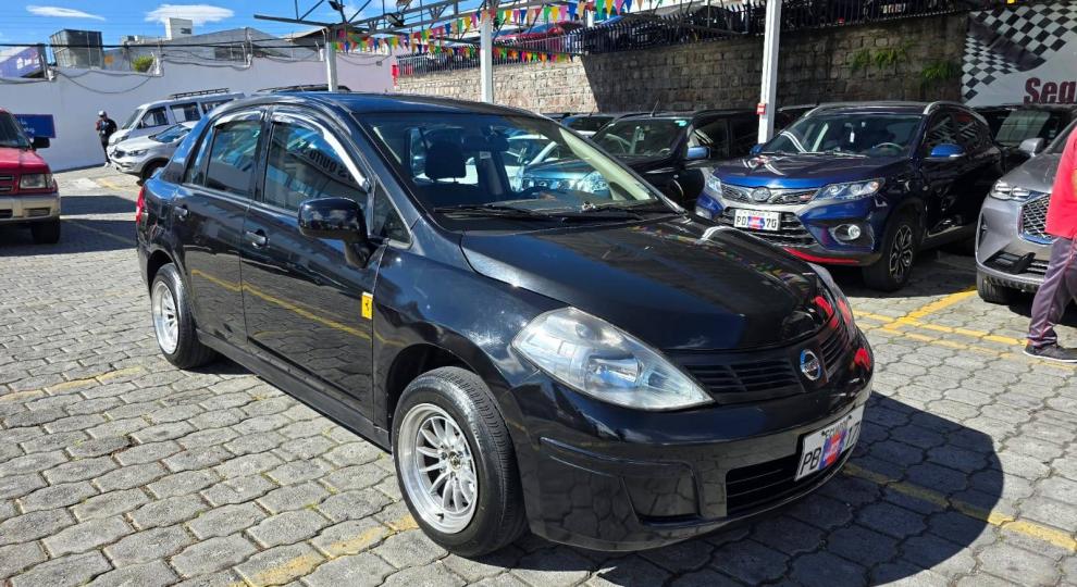 Nissan Tiida 2012 Quito