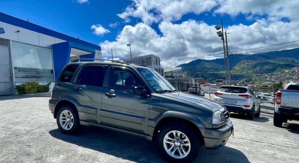 Chevrolet Grand Vitara 5p 4x2 2010 Loja