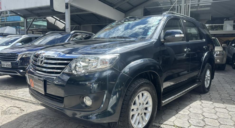 Toyota Fortuner 2.7 2016 Quito
