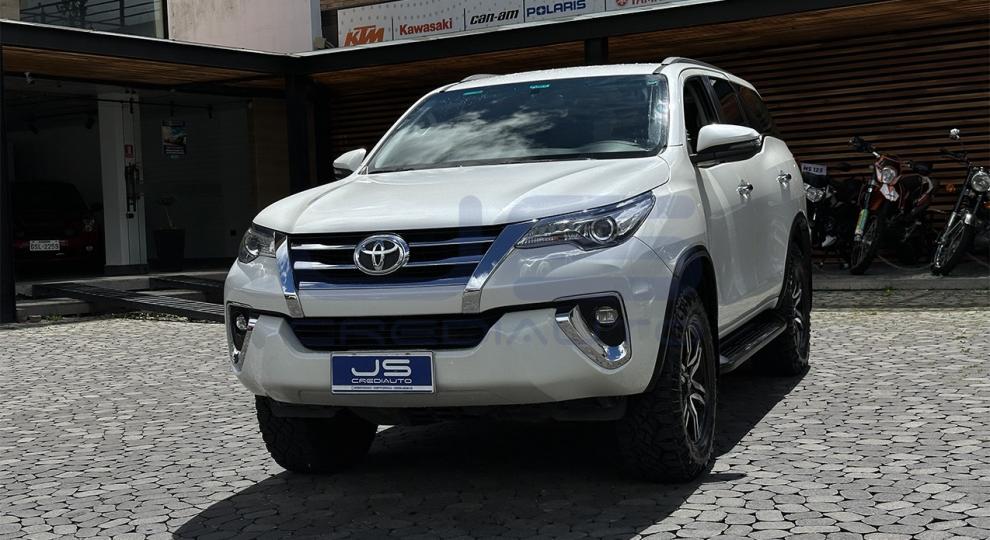 Toyota Fortuner 4.0 2019 Cuenca