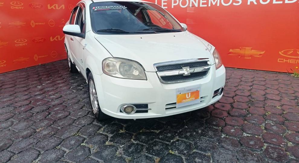 Chevrolet Aveo Emotion 2015 Quito