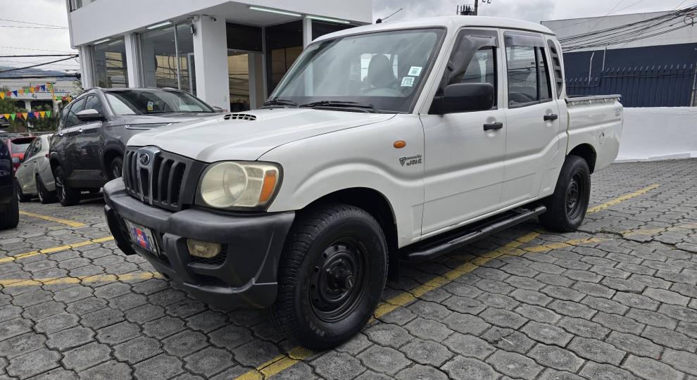 Mahindra Pick UP CD 2012 Quito