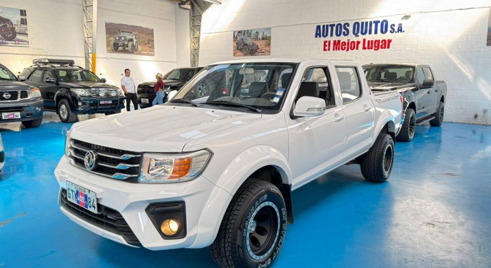 DongFeng NEW RICH 6 4X2 GASOLINA 2022 Quito