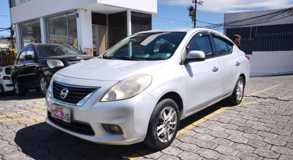 Nissan Versa 2014 Quito