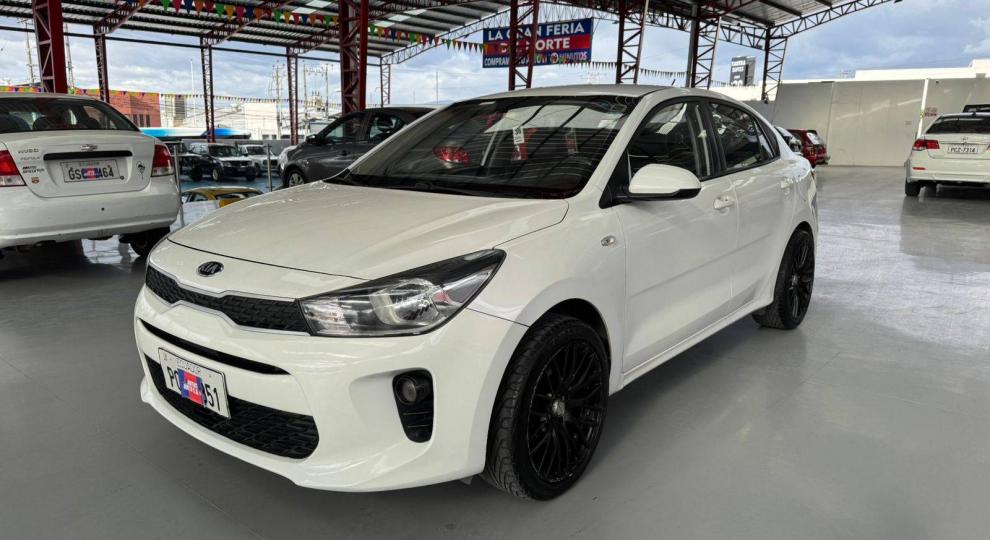 Kia RIO LX 2018 Quito