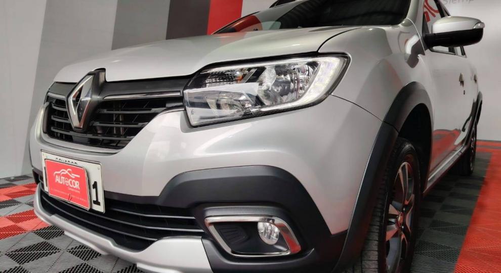 Renault STEPWAY INTENS FASE II 2024 Quito