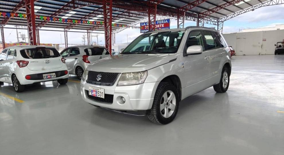 Suzuki Grand Vitara SZ 2.7 2008 Quito