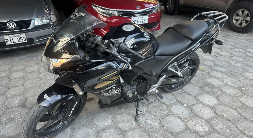 Honda-Motos CBR 250 R 2016 Quito