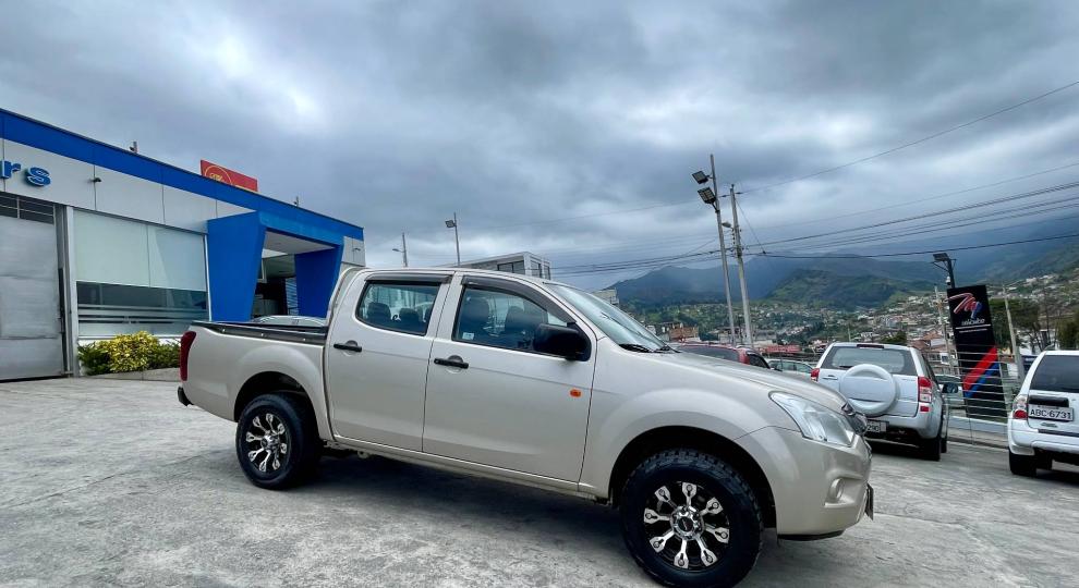 Chevrolet D-MAX CRDI 3.0 CD 4X2 DIESEL 2019 Loja