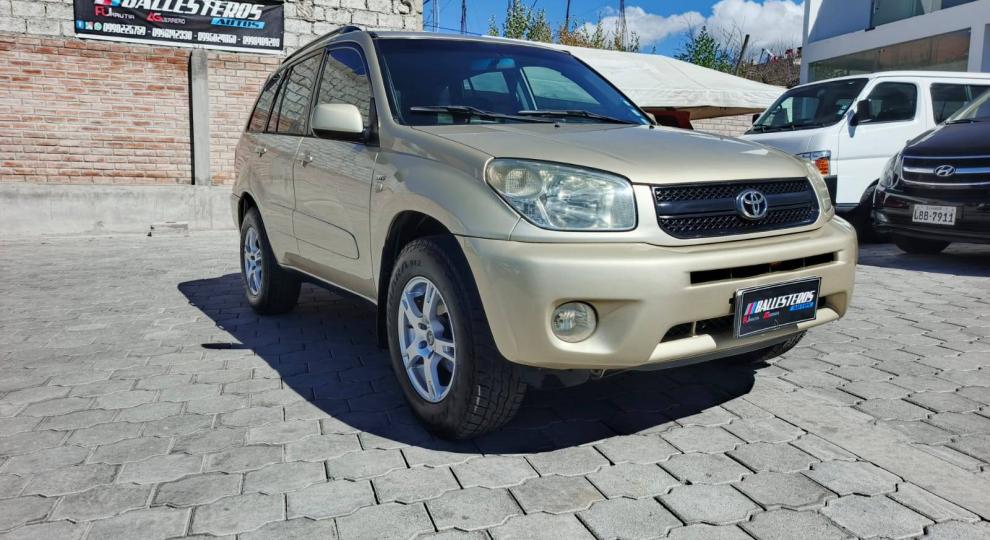 Toyota RAV 4 2004 Ambato