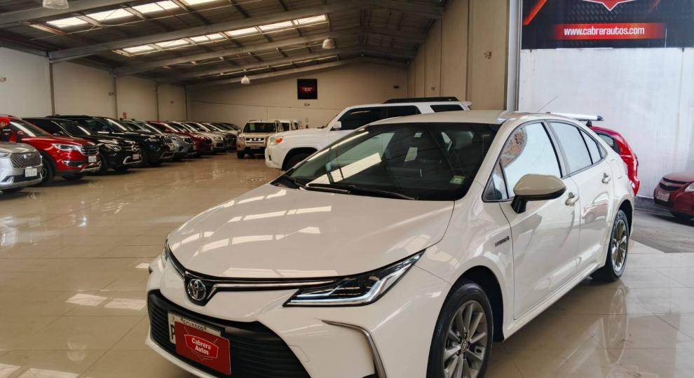Toyota Corolla HV XEI 2022 Quito