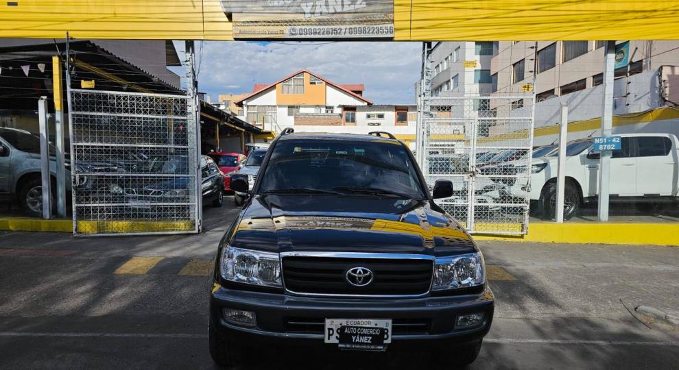 Toyota Land Cruiser 100 2006 Quito