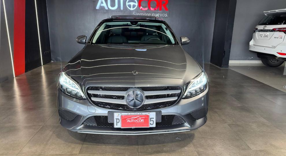 Mercedes Benz C200 AVANTGARDE II 2020 Quito
