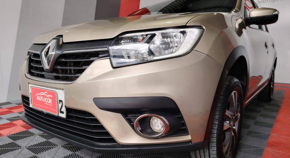 Renault Logan zen fase II 2024 Quito