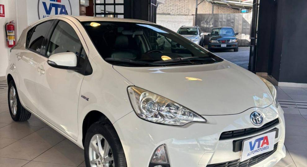 Toyota Prius C Sport 2014 Ambato