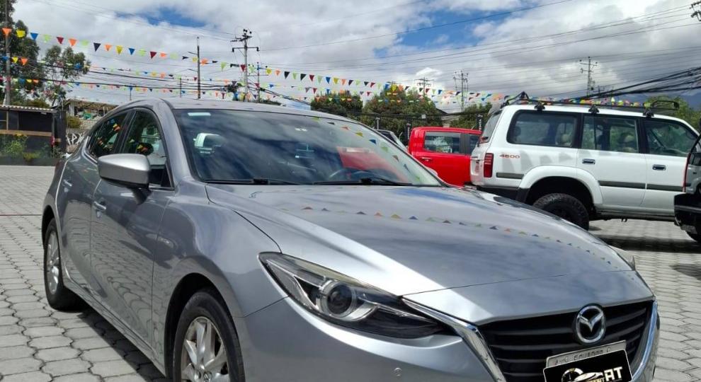Mazda 3 2015 Quito