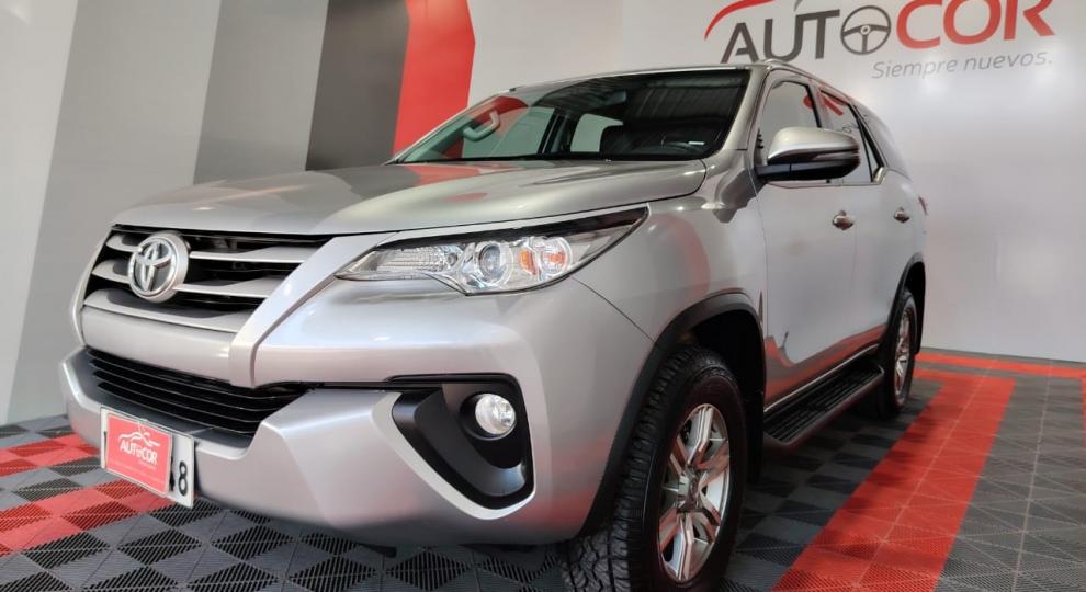 Toyota Fortuner 2.7 2021 Cumbayá