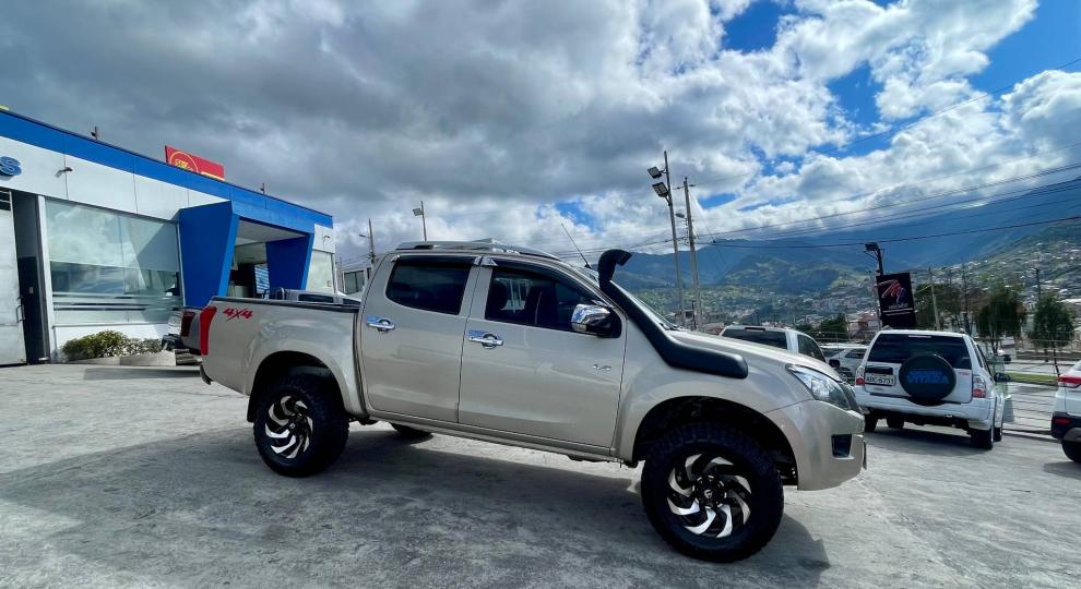 Chevrolet D-Max 4x4 CD 2015 Loja