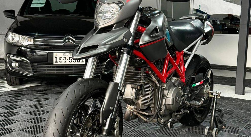 Ducati hypermotard 2012 Quito