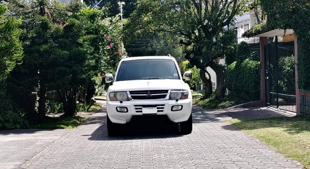 Mitsubishi Montero Blister 2002 Quito