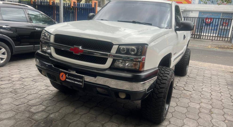 Chevrolet SILVERADO LT 2005 Quito