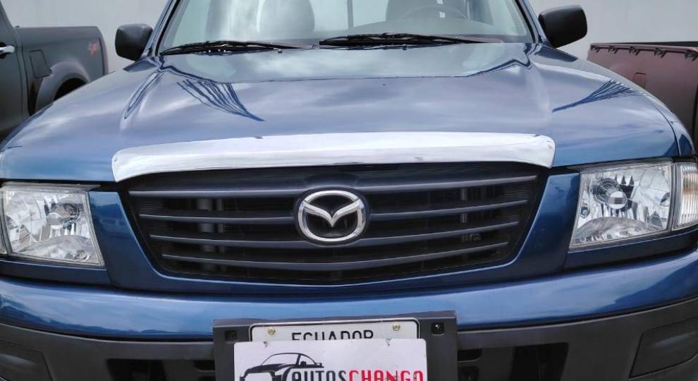 Mazda B2600 CD 2006 Quito