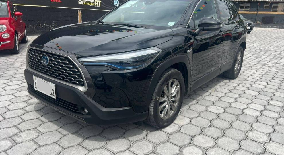 Toyota Corolla Cross Mid 2022 Quito