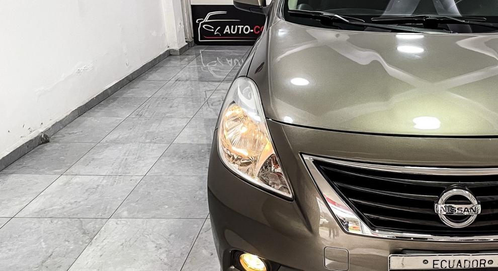 Nissan Versa 2014 Quito