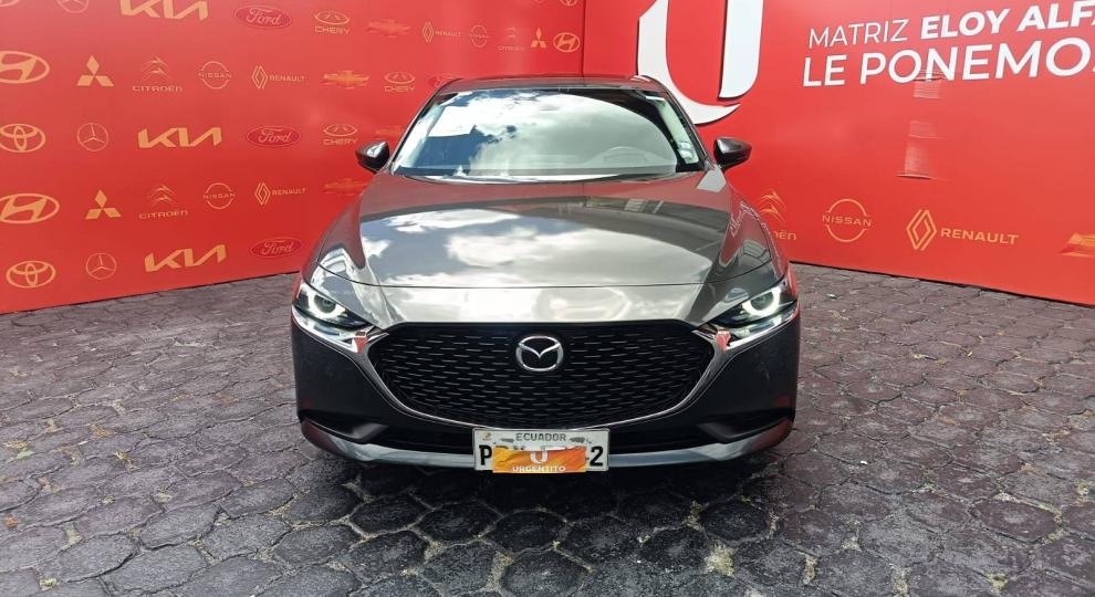 Mazda 3 2023 Quito