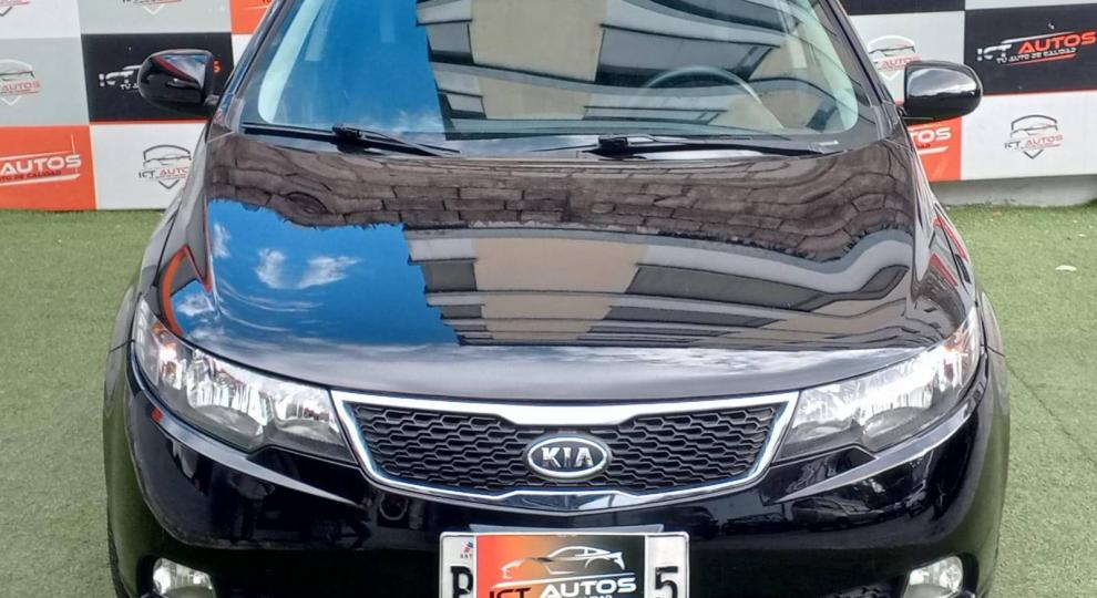Kia Cerato Forte 2015 Quito