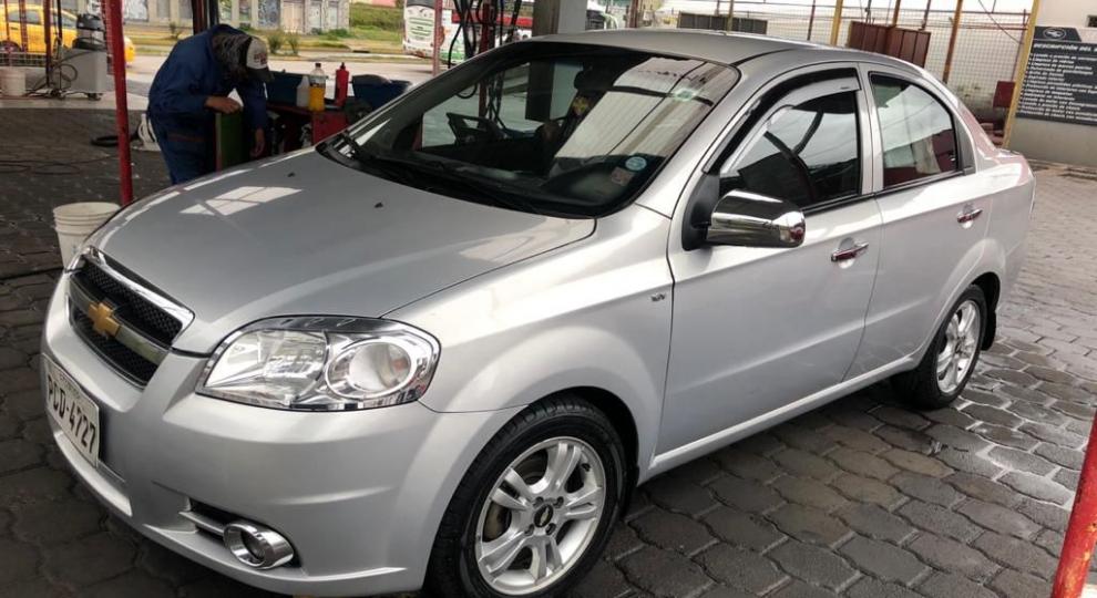 Chevrolet Aveo Emotion GLS 2015 Quito