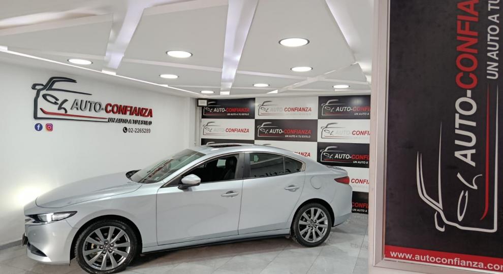 Mazda 3 2023 Quito