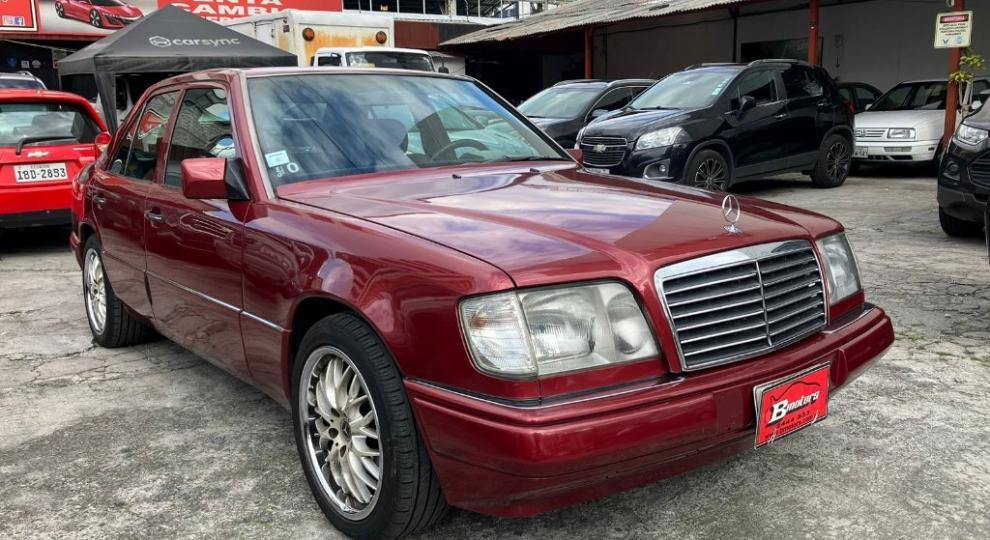 Mercedes Benz E280 1995 Quito