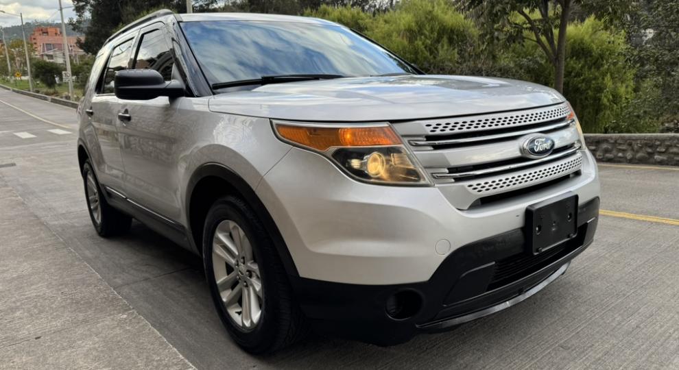 Ford Explorer Base 2013 Cuenca