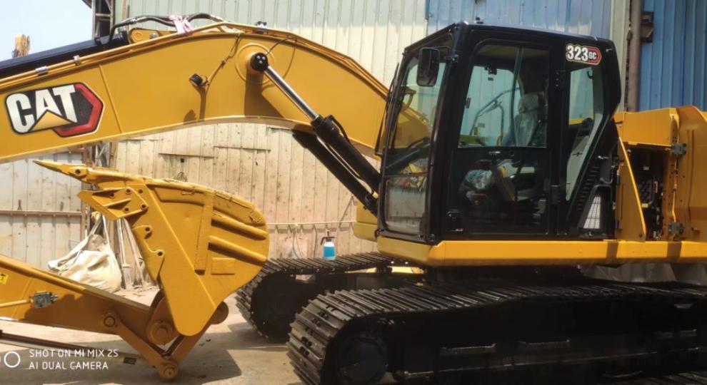 Caterpillar 323DL 2020 Cuenca