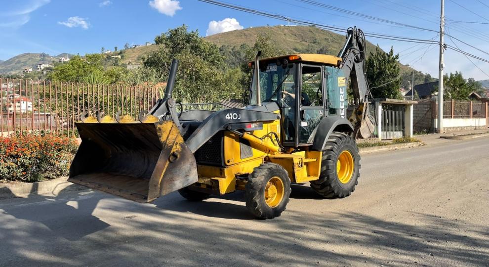 John Deere 410J 2011 Chordeleg