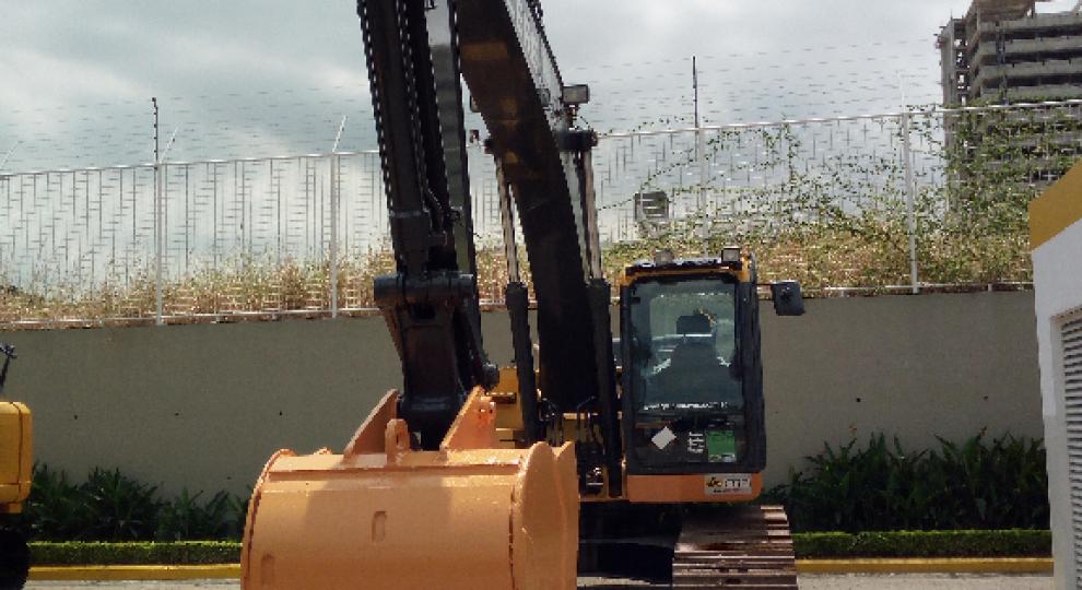 John Deere 210 G 2016 Guayaquil