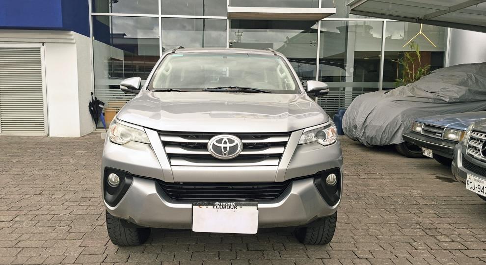 Toyota Fortuner 2.7 2017 Cuenca