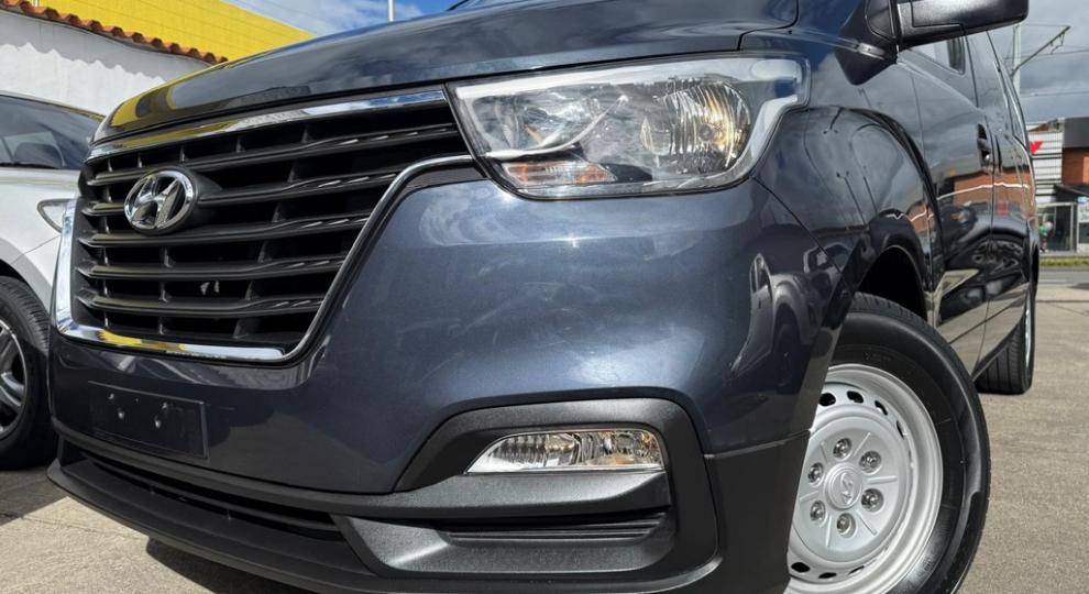 Hyundai H1 12 pasajeros 2019 Cuenca