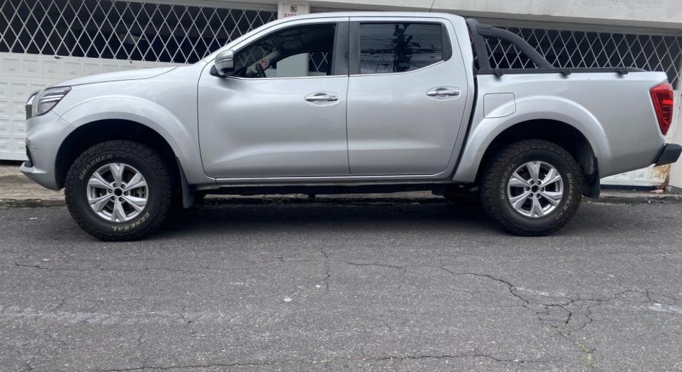 DongFeng NEW RICH 6 4X2 DIESEL 2023 Quito